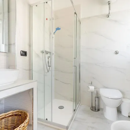 3 3 Bagni Privati Vaticano * Рим